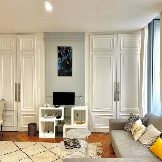  Annonces BRON : Appartement | LYON (69002) | 55 m2 | 1 950 € 