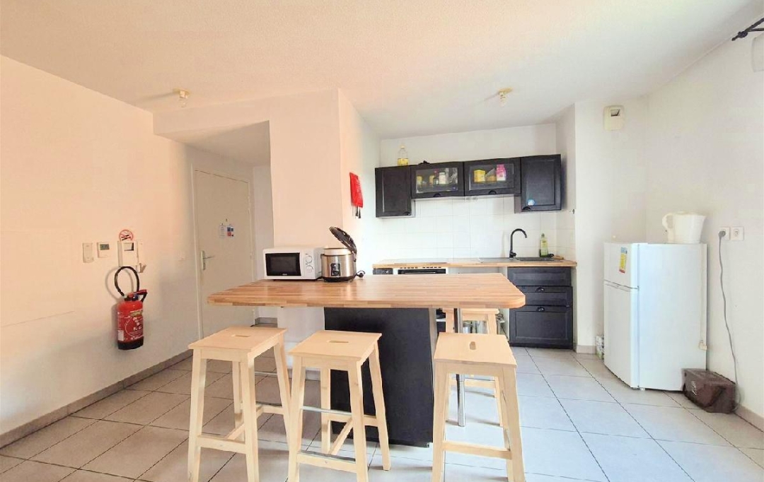 Annonces BRON : Appartement | PIERRE-BENITE (69310) | 55 m2 | 190 000 € 